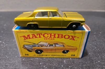Спичечный коробок 1960-х Lesney No36 Opel Diplomat, оригинальная коробка, серый нехромированный двигатель - Изображение 1 из 4