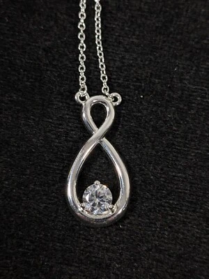 Collar de cadena colgante solitario de circonita cúbica redonda infinita tono plata 16 pulgadas Foto 1 de 4