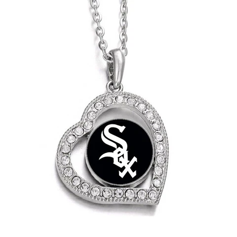 Chicago White Sox Womens Sterling Silver Heart Necklace With Pendant D19 Cover