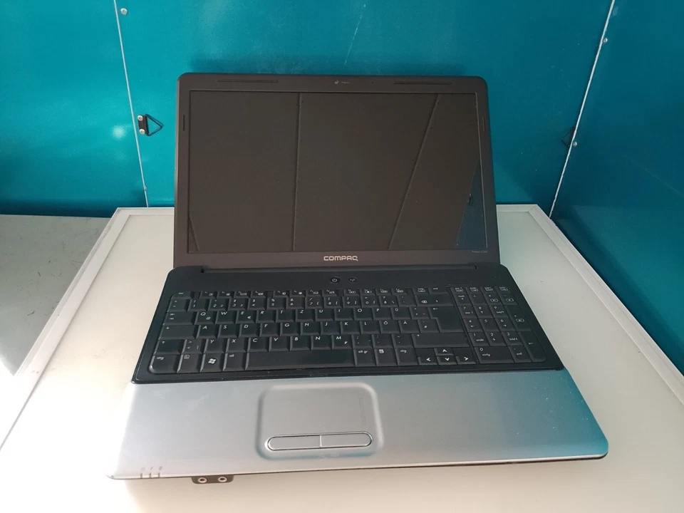 Compaq Presario CQ60 Laptop als Ersatzteilspender (R2 1126) - Bild 1 von 4