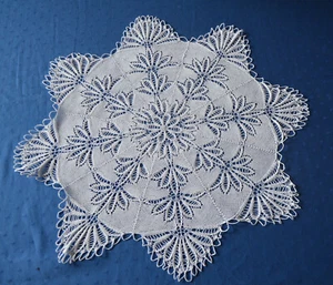 Handarbeit Kunststrickdecke dekorativer Stern 60 cm für Weihnachtsdekoration - Bild 1 von 1