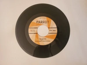 Engelbert Humperdinck - Ten Guitars / Release Me (And Let Me Love Again) (Vinyl - Picture 1 of 2