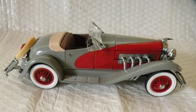 Modelo Franklin 1935 Duesenberg SSJ escala 1:24 como nuevo Foto 1 de 4