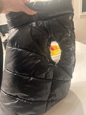 Chaqueta de plumón Moncler Puffer para perro talla 3  Foto 1 de 4