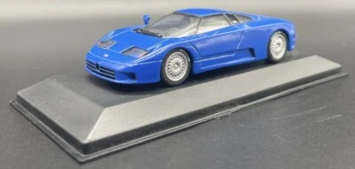 Minichamps 1/43 Bugatti EB 110 Blue 430102110 - Image 1 of 4