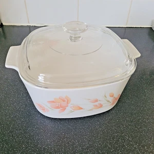 corningware 3Ltr casserole - peach floral - Picture 1 of 5