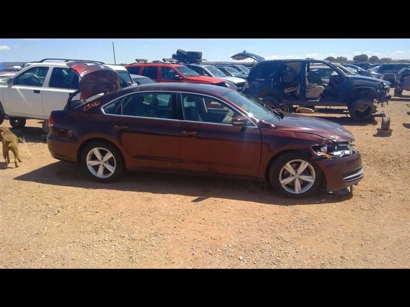 PASSAT    2013 Glove Box 263413 Foto 1 de 1