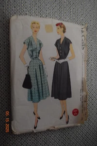 McCall's3078 Women’s Dress “Easy to Sew” 1954 retro! Sz 14 1/2 B 35 Uncut - Picture 1 of 2