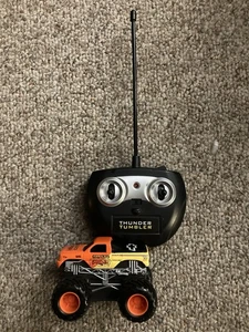 Muscle Machines Carolina Crusher Monster Truck RC Radio Control Tested Works - Picture 1 of 1