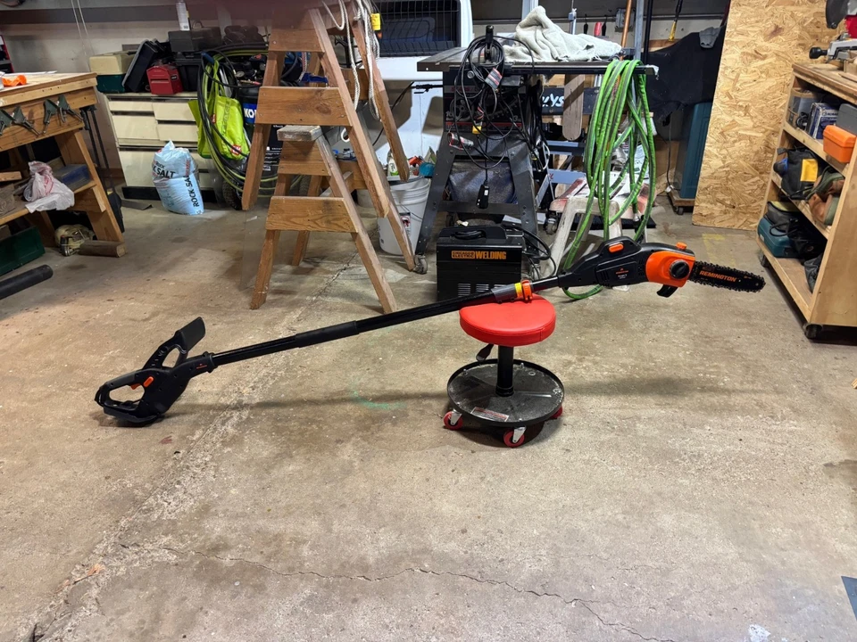 Remington Electric Pole Trimmer X condition - Image 1 of 3