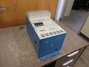 Macro Electronics Miscellaneous Switchboard PDQ-500/LV 5kW (4) 20A 1P Breakers - Picture 1 of 10