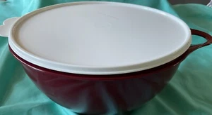 Tupperware Thatsa Schüssel 19 Tassen Classic Burgund mit weißem Siegel Neu! - Bild 1 von 3