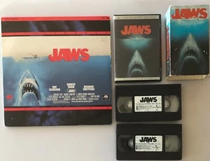 Jaws Widescreen Laserdisc + VHS + 30th anniversary DVD Special Edition Spielberg - Picture 1 of 9