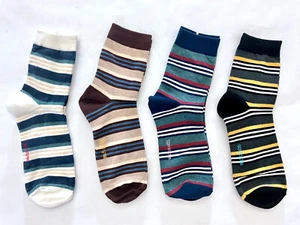4-Pack Men's Size 7-10 Crew Socks - Striped & Colorful Pattern **NEW** - Picture 1 of 2