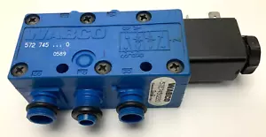 NEW WABCO 5727450220 D-P SOLENOID VALVE - Picture 1 of 3