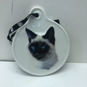 Christmas Ornament Of Siamese Cat Ceramic 3” - Picture 1 of 2