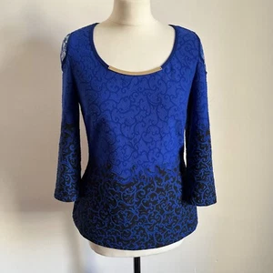 Frank Lyman Top Size 12 Blue Patterned 3/4 Sleeve Metal Detail Lace Shoulder - Picture 1 of 9
