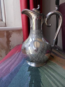 Antique silver-plated hot water jug 22cm high, hinged lid, lovely condition. - Picture 1 of 2