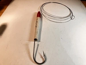 De colección Señuelo de pesca de madera de aguas profundas de 6,5” y gancho de acero inoxidable 8/0, líder de acero inoxidable de 10’ - Imagen 1 de 15