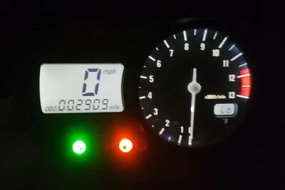 00 01 2000 2001 YAMAHA YZF R1 SPEEDOMETER SPEEDO METER CLUSTER GAUGE 2K MILE! - Image 1 of 4