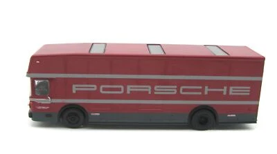 Schuco Mercedes Porsche Renntransporter rot 1:64 - Bild 1 von 2