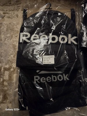 Conjunto de gorro con bufanda Reebok para clima frío Nip Foto 1 de 2