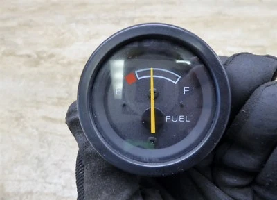 Suzuki GSX750F 1992 Katana GSX 750 S791. indicador de nivel del tanque de combustible Foto 1 de 4