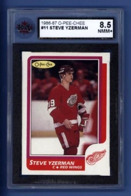 1986-87 OPC STEVE YZERMAN #11 KSA 8.5 NMM+ Detroit Red Wings *HALL OF FAMER* - Image 1 of 2