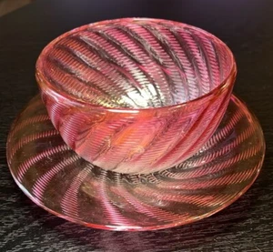 Signed MOSER Josephinenhutte Pink Glass Bullicante Bowl Underplate ROYAL FAMILY - Picture 1 of 13