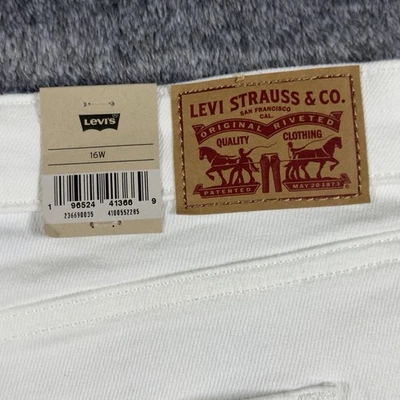Levi’s Shorts Womens 16W White Mid Length Casual Comfort Cuffed Lounge Pockets - Image 1 of 4