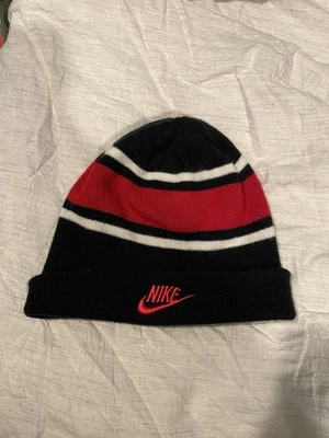 耐克冬季豆豆帽青少年黑色/红色/白色折叠式 — 第 1/4 张图片