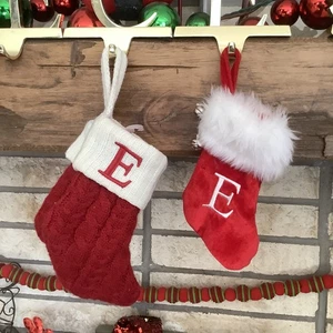 Kohls Nikolaus quadratischer Mini gestrickter Weihnachtsstrumpf Buchstabe E 7" Strumpf - Bild 1 von 1