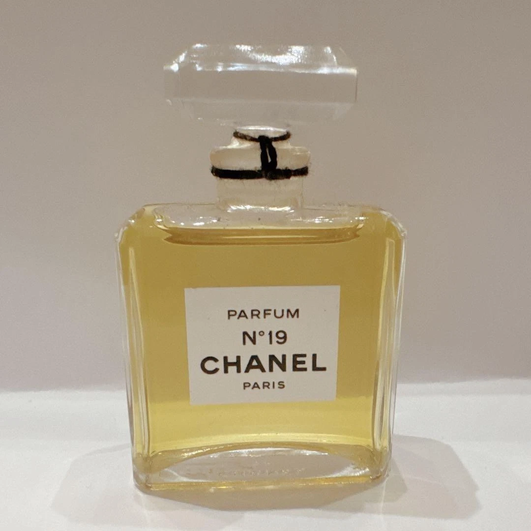 CHANEL Chanel No 19 Eau de Parfum for Women for sale - eBay