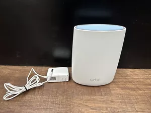 Orbi Netgear Router RBR50 White Satellite Home Mesh WiFi TriBand - Picture 1 of 6