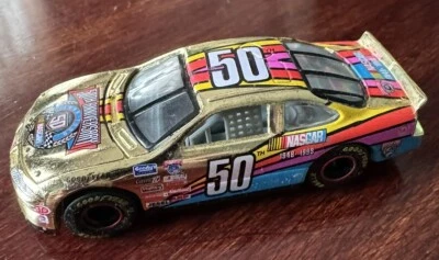 Racing Champions NASCAR Conor Daly #50 Pontiac Grand Prix 1:64 50º aniversário - Imagem 1 de 4