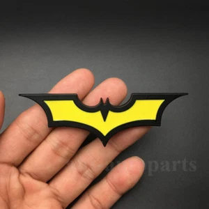 Metal Batman Logo Dark Knight Mask Emblem Car Badge Decals Motorcycle Sticker - Picture 1 of 3