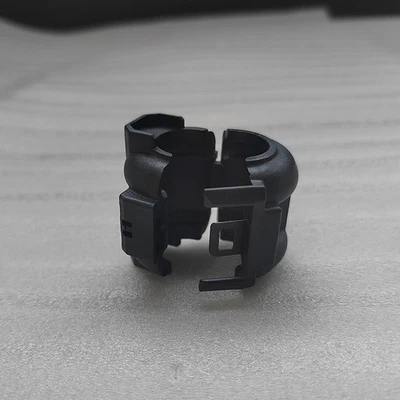 88718-2D140 Cooler Refrigerant Pipe Clamp Replacement For Toyota - Image 1 of 4