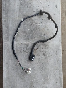 TOYOTA AVENSIS 1.6D 2018 ELECTRIC PARKING BRAKE WIRING LOOM 8216405040 - Picture 1 of 3