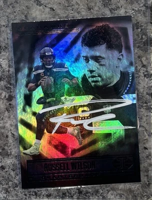 Russell Wilson Seattle Seahawks Autografiado Firmado 2021 Panini Illusions Casi Nuevo Certificado de Autenticidad Foto 1 de 2