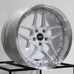 One 18x10.5 ESR CS15 5x114.3 22 White Wheel Rim 72.56 - Picture 1 of 6