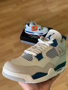 EU Größe 42,5 - Air Jordan 4 Retro 2024 Military Blue - Bild 1 von 4