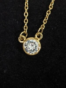 Avon Clear Round Crystal Solitaire Gold Tone necklace Birthstone 18 in - Picture 1 of 9