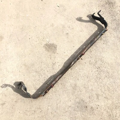 FORD FOCUS C-MAX 1.8 PFI PETROL LOWER RADIATOR SUPPORT BRACKET 2003 - 2006 - Image 1 of 3