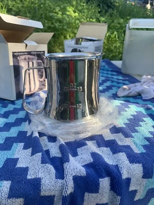 Jarra de espuma/al vapor Update International Espresso Milk - 18 oz Foto 1 de 2