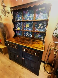 Sideboard Oak Priory Style - Picture 1 of 5