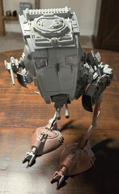 Star Wars AT-ST 1995 - Mecanismo de marcha funcionando/funciona - incompleto Foto 1 de 4