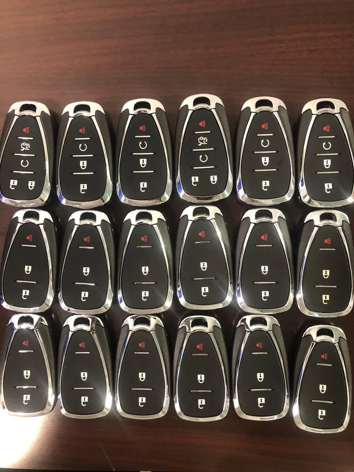 Lot of 18 GM Chevrolet key fobs - second hand, but New condition (REF 40) - Image 1 of 1