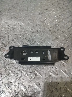 2016-2025 Yamaha FZ10 MT10 OEM CONJUNTO DE SUPORTE DE MONTAGEM TRAVA DE ASSENTO TRASEIRO  - Imagem 1 de 4
