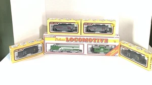 Life-Like HO Burlington Northern Set 9790 and 4 Hoppers 8513 and 8514 NIB - Picture 1 of 11