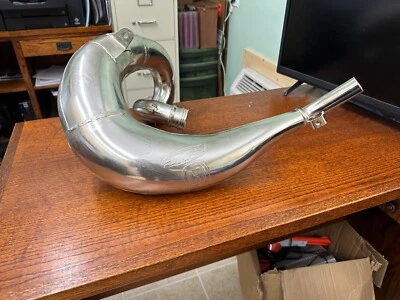 Tubo de fábrica Husqvarna FMF - 80305907500 Foto 1 de 3